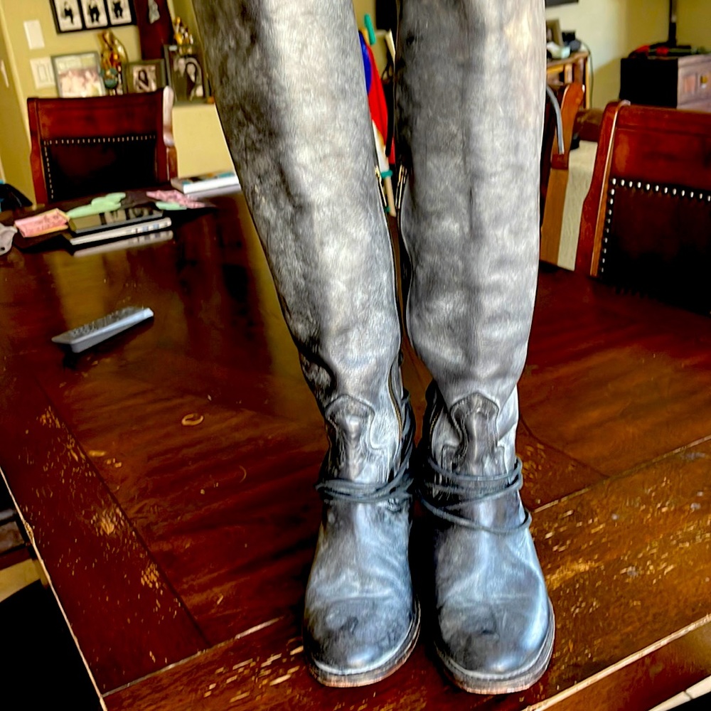 FreeBird Coal Boots